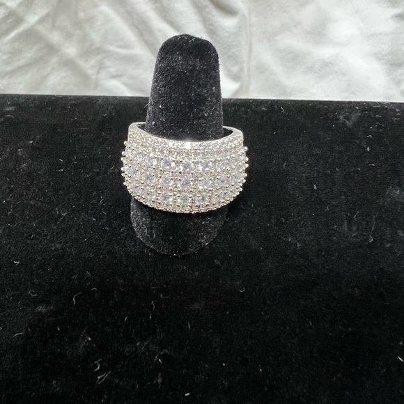 NWOT… Sterling Silver 925 W/ Simulated Diamonds And 18K White Gold Overlay. - Picture 4 of 10